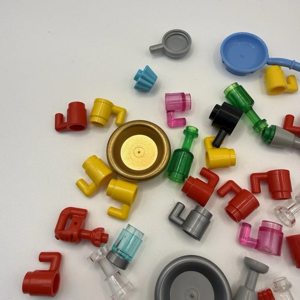 LEGO 50 Piece Kitchen Accessories Lot - Plates, Cups, Pans, Silverwear 002 - Picture 4 of 6